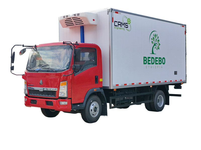 Howo freezer van truck