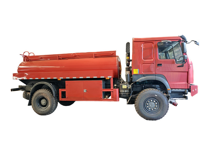 HOWO 4x4 mining oil truck HOWO 4x4 mining oil truck
