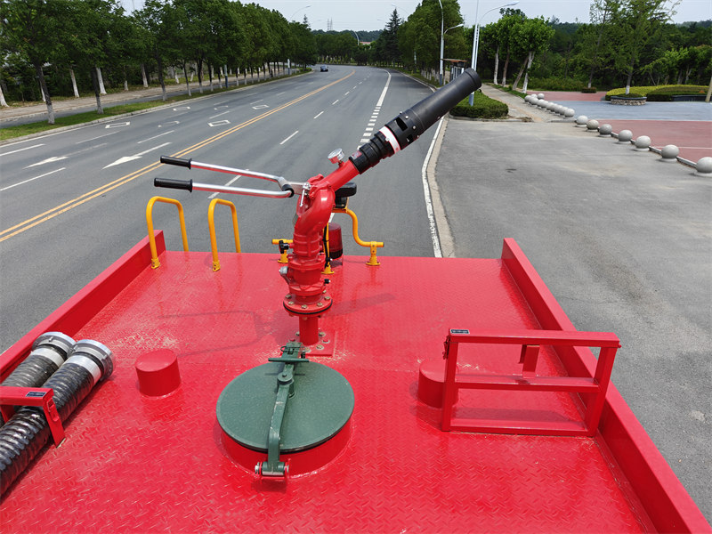 HOWO fire fighting truck