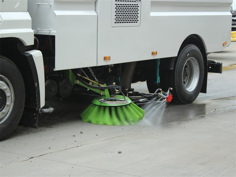 Road sweeper