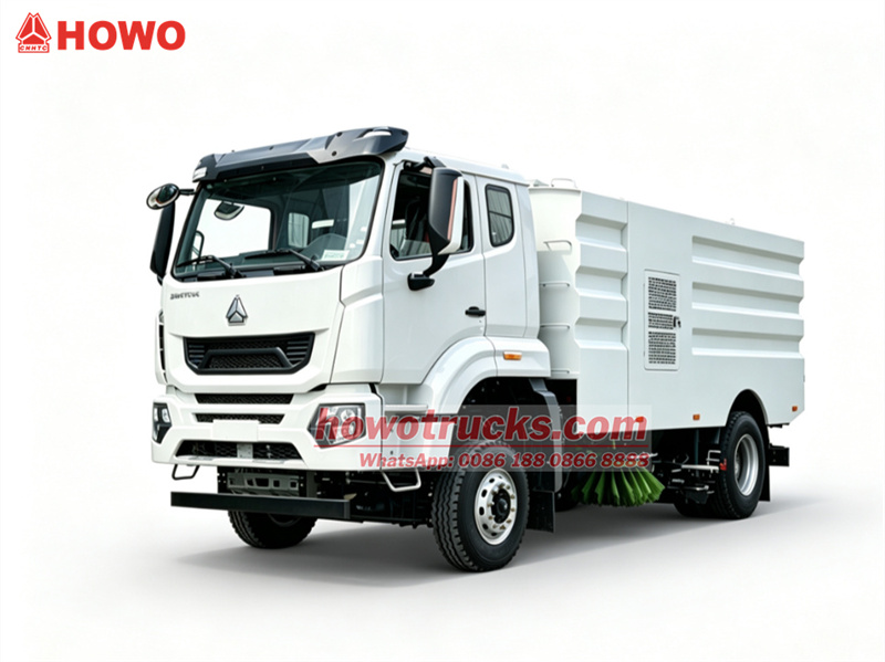 HOWO Middle Duty Street Sweeping Tuck